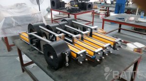 单板双工位液压换网器工作原理